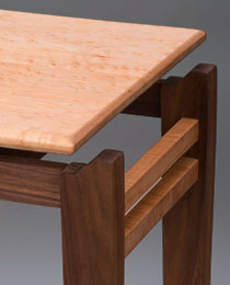 Merida Hall Table